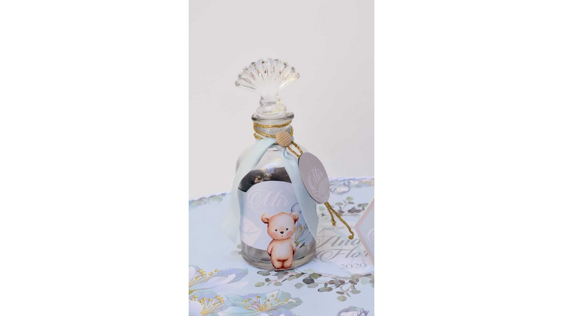 Trusou de botez cu eucalipt si ursuleti pe fundal bleu mint Little Blue Bear 4